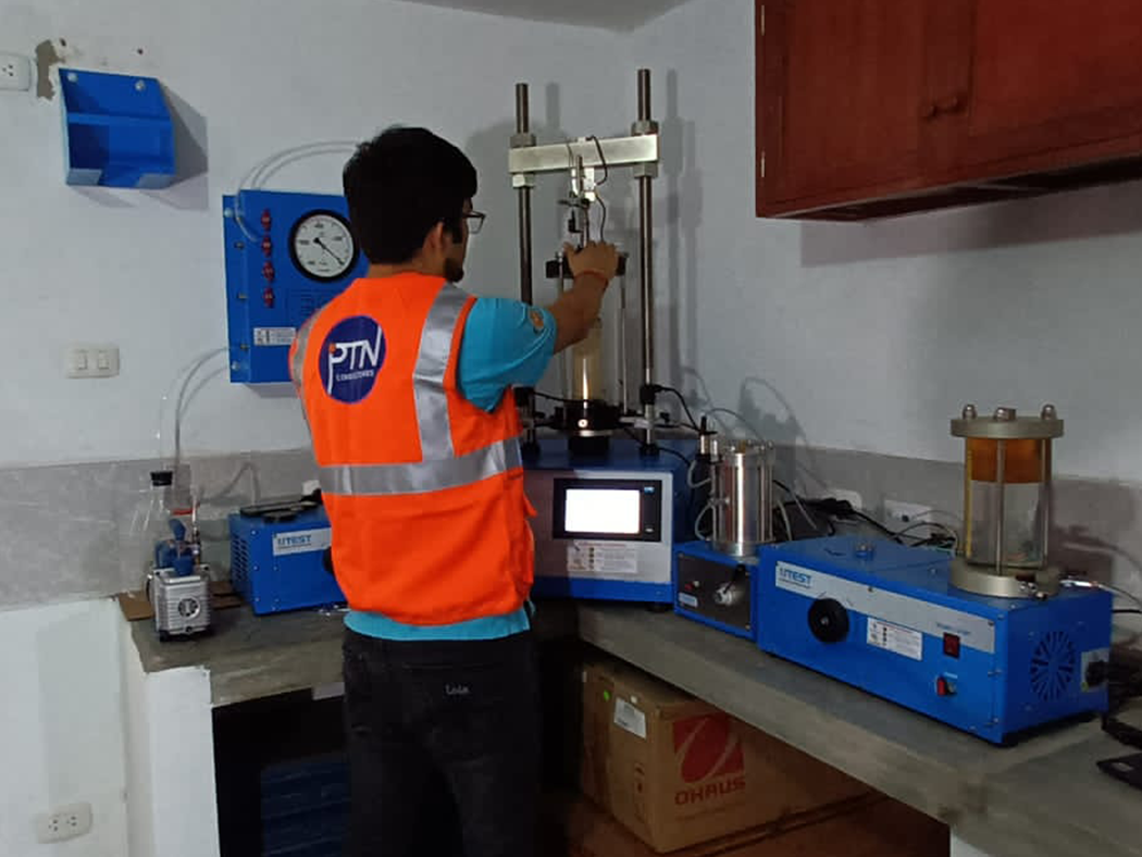 Laboratorio de mecánica de suelos