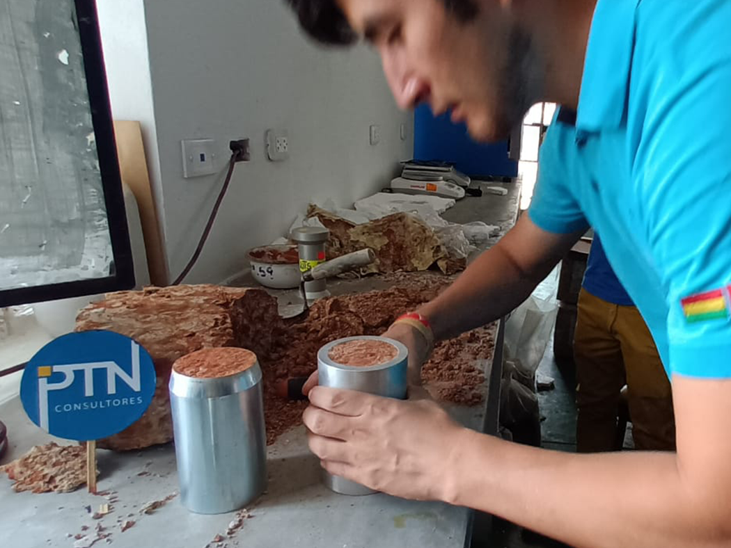 Laboratorio de mecánica de suelos